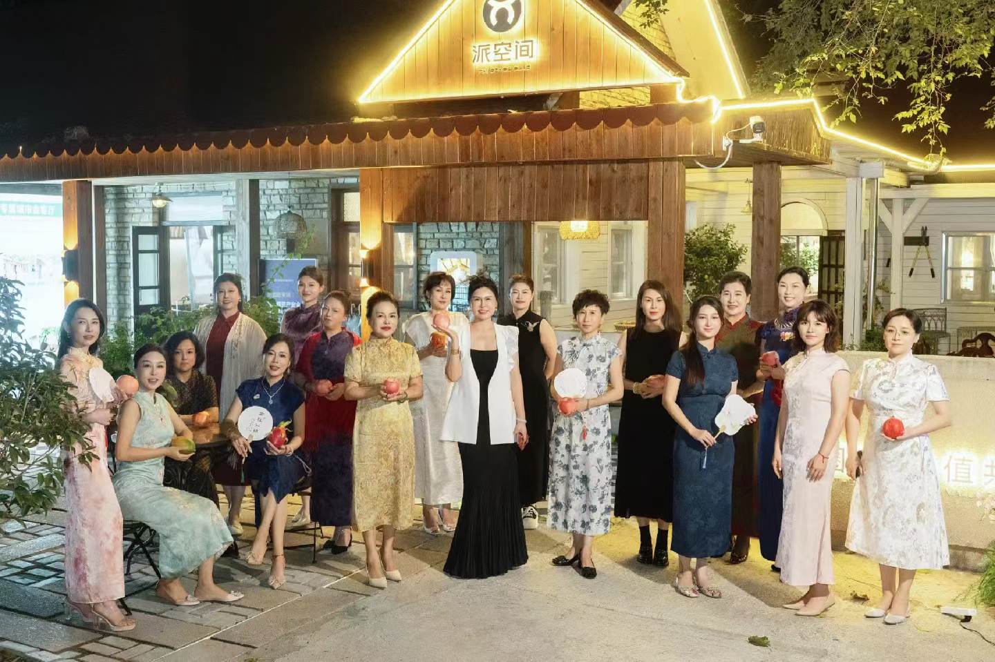 派&middot;香御凤凰定制专场｜身临旗境  香御凤凰VIP晚宴